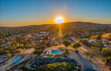 Main picture of 5260 Stow Cir