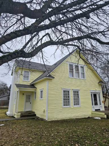 Main picture of 1320 N 1st St