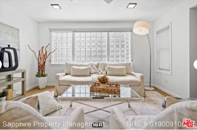 Main picture of 1423 Cloverfield Blvd