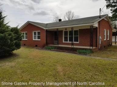 Main picture of 322 S McPherson Church Rd