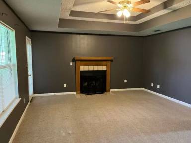 Main picture of 3125 Parkwood Dr