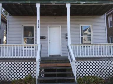 Main picture of 1331 E 7th St