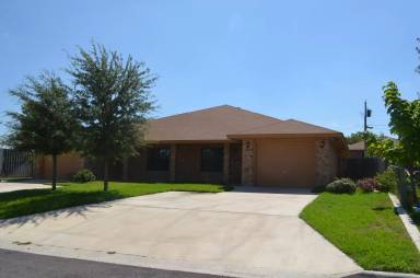 Main picture of 907 McClure Ln