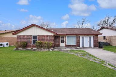 Main picture of 2508 Hidden Valley Dr