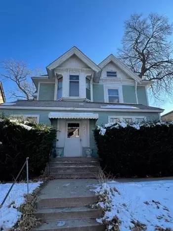 Main picture of 2429 1st Ave S