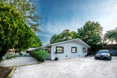 Main picture of 3860 7th Ave N