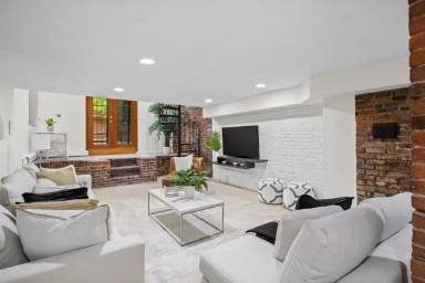 Main picture of 11 Albemarle St