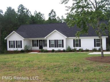 Main picture of 702 Guinevere Ct