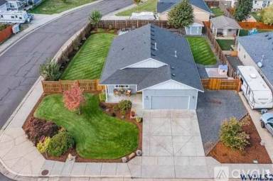 Main picture of 38602 Dogwood St