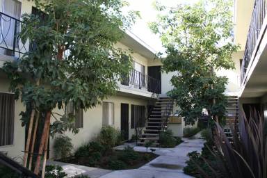 Main picture of 727 Orizaba Ave