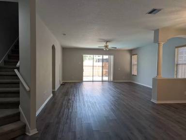 Main picture of 9818 White Barn Way
