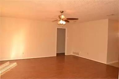 Main picture of 834 Michelle Dr