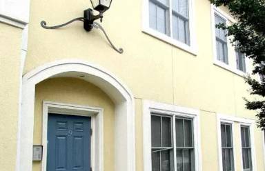 Main picture of 9 S Brunswick St