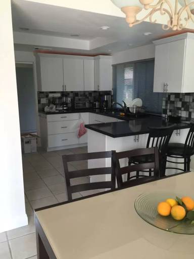 Main picture of 1723 Grand Bahama Dr W