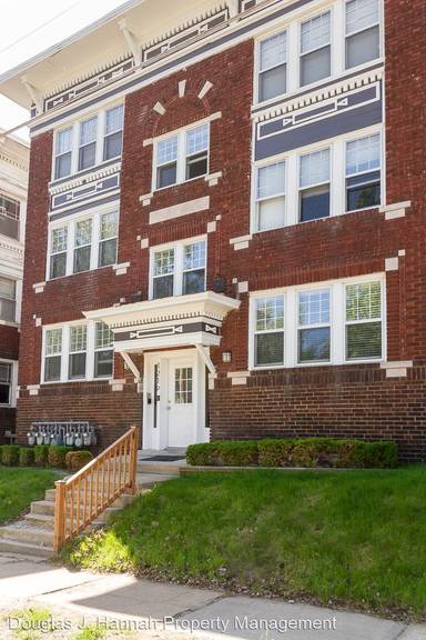 Main picture of 1215 W 41st St