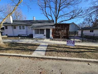 Main picture of 1001 E Jefferson St
