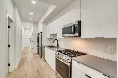 Main picture of 3232 13th St NW