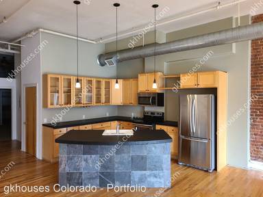 Main picture of 1617 California St