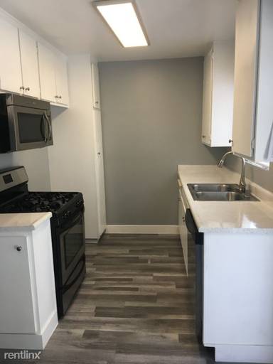 Main picture of 8380 Northgate Ave