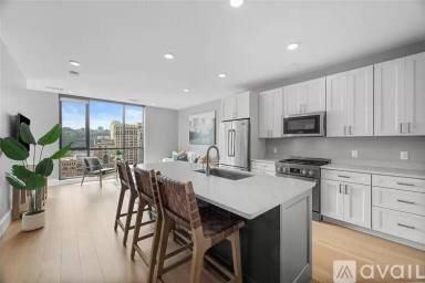 Main picture of 350 Oliver Ave