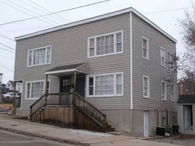 Main picture of 410 Lyon St