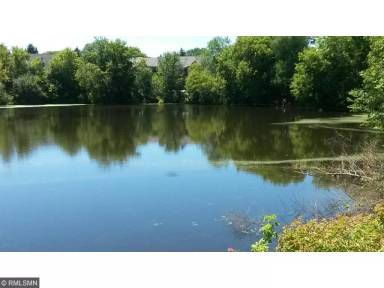 Main picture of 17557 Pond Cir
