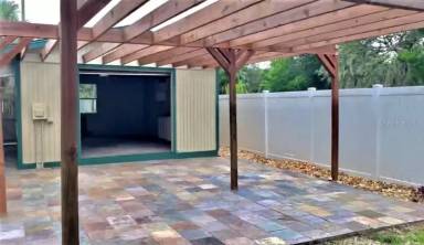 Main picture of 340 W Van Buren Ct