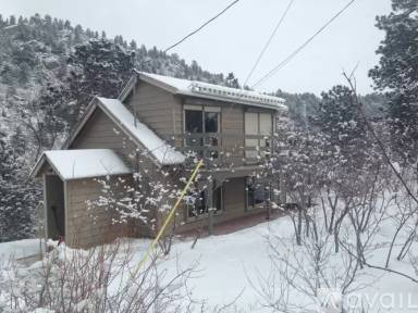 Main picture of 136 Floyd Hill Way