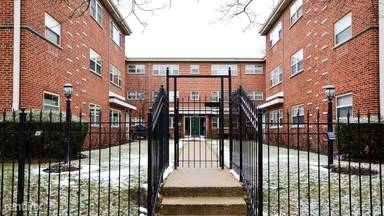 Main picture of 1138 W North Shore Ave