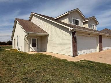 Main picture of 4409 SE Oakview Ln