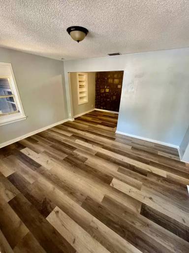 Main picture of 2131 1/2 King Ave