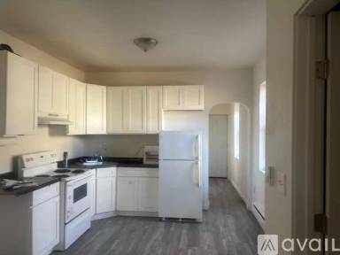 Main picture of 6017 Reinhard St