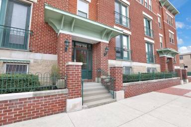 Main picture of 336 S 3rd St