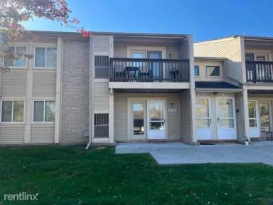 Main picture of 15034 Riverside Dr