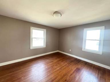 Main picture of 1100 W Williams Cir