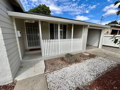 Main picture of 790 Harmony Dr