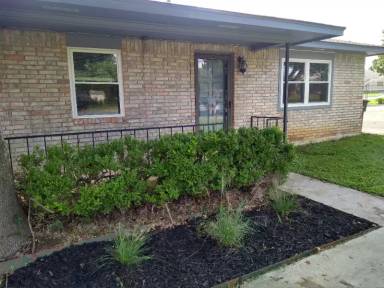 Main picture of 317 Briarwood Dr