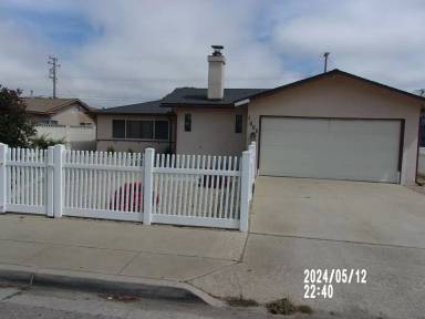 Main picture of 1005 W Prune Ave