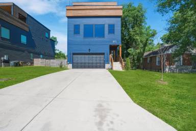 Main picture of 1911 Hailey Ave