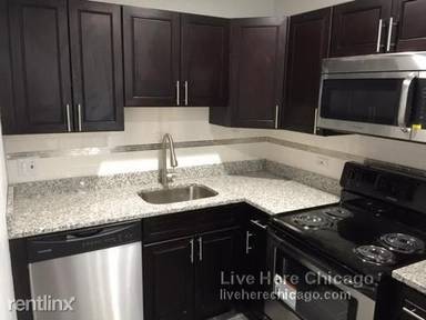 Main picture of 6826 N Ridge Blvd