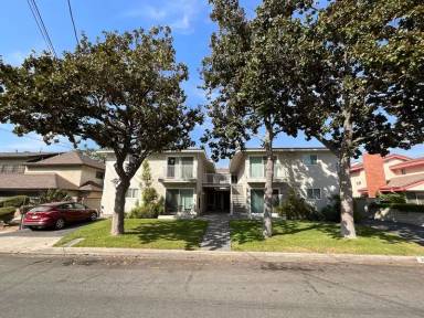 Main picture of 219 California St