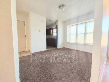 Main picture of 200 Coke Ave