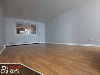 Main picture of 1040 W Hollywood Ave Apartments