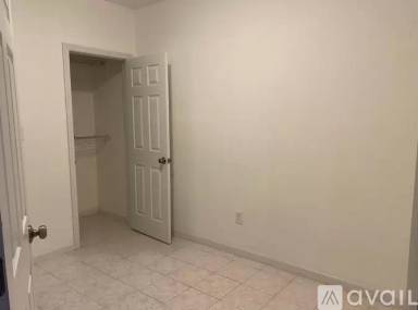 Main picture of 1310 Summit Ave