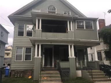 Main picture of 143 Edgewood St