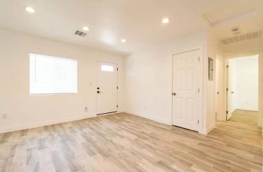 Main picture of 7136 Pellet St