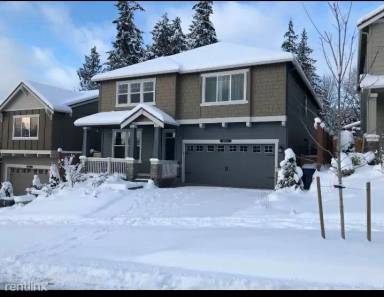 Main picture of 8323 29th Pl NE
