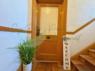 Main picture of 2807 Gillham Rd