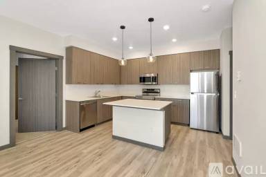 Main picture of 13521 97th Ave E
