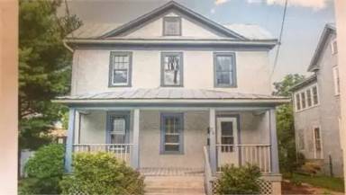 Main picture of 34 Church St